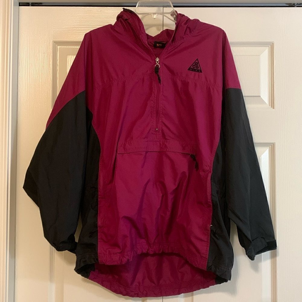 NIKE ACG, pullover, great condition, women’s large, size 12-14
